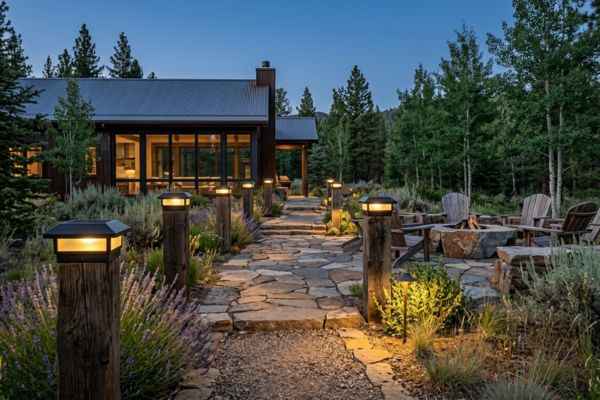solar post lights 4x4